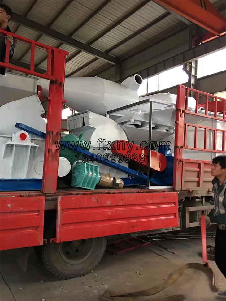 木屑顆粒機生產線發(fā)貨 木屑顆粒機生產線發(fā)貨