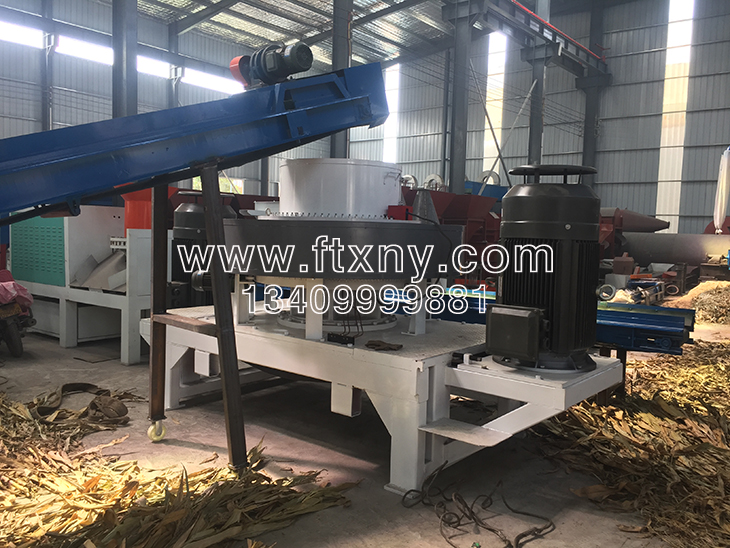 秸稈牧草壓塊機