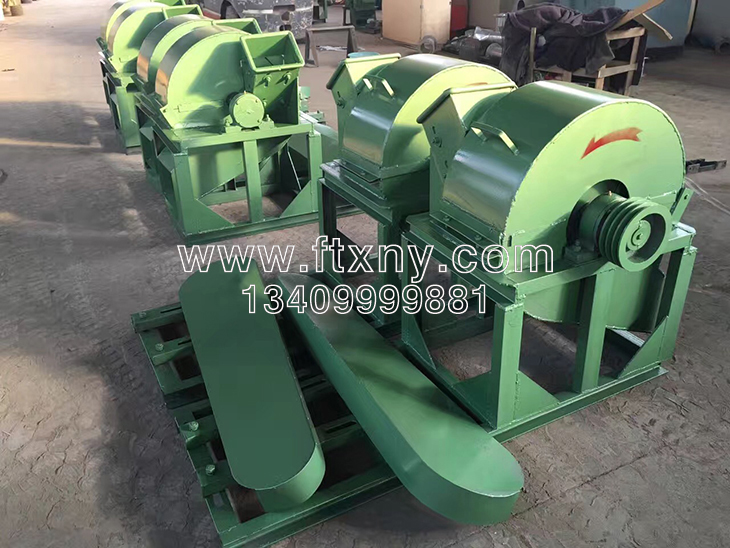 移動式木屑機 移動式木屑機