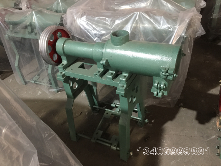 �׾��C�׷ۙC