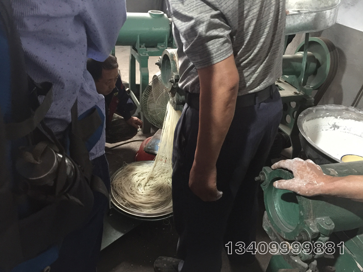 �׾��C�׷ۙC