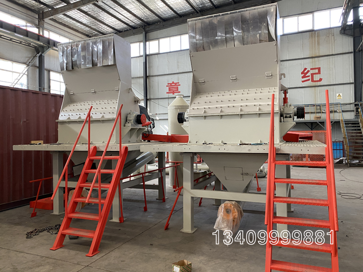 �U������C