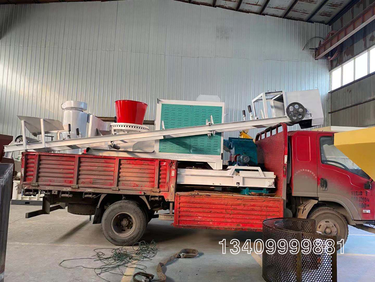 廢舊布料衣服壓塊成型機發貨 廢舊布料衣服壓塊成型機發貨