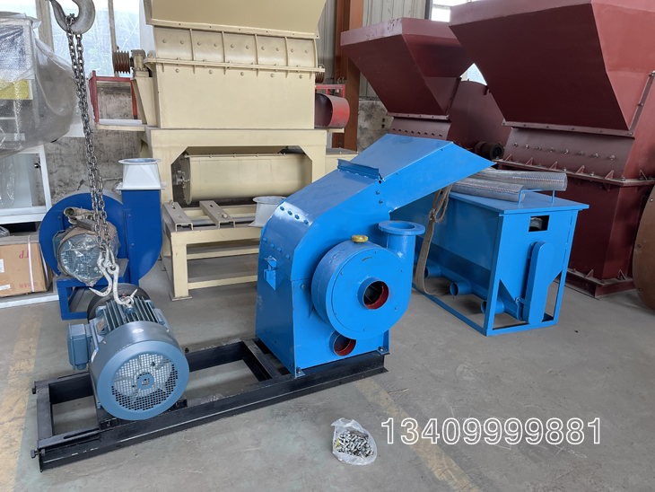 小型飼料粉碎機 小型飼料粉碎機