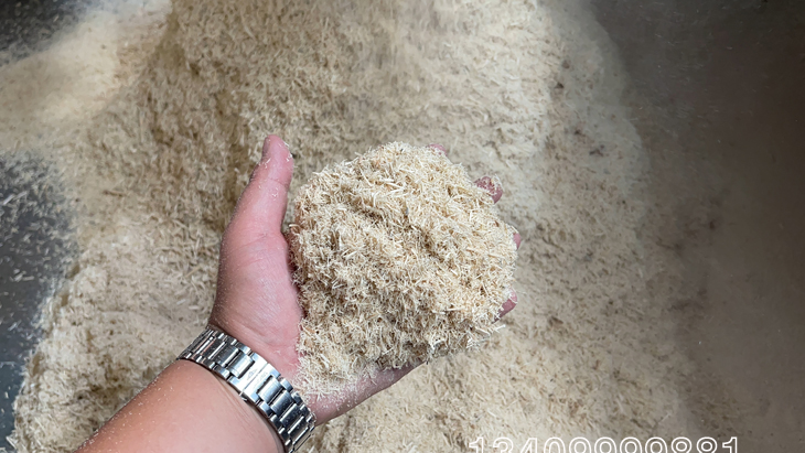 ľ�ķ���C�����İ�Ƥ����