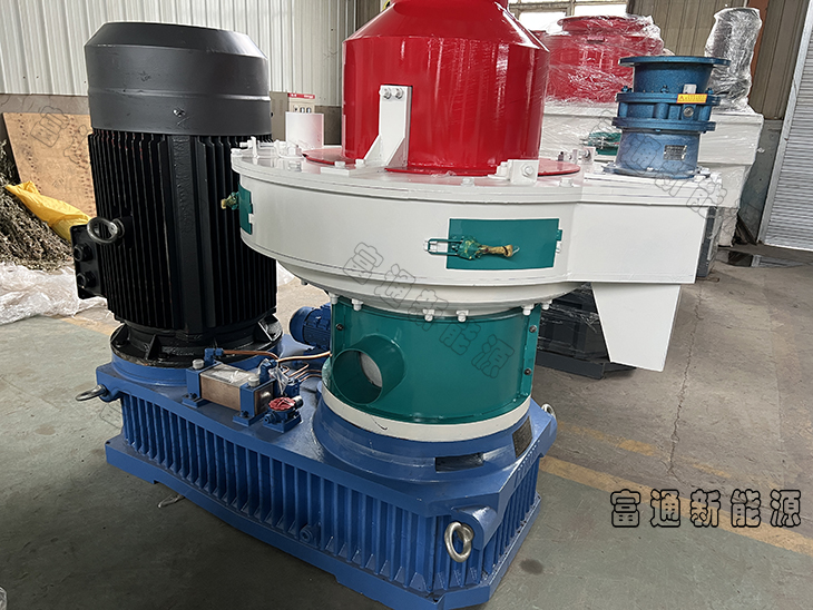 ��ʽ�¿�600�ͽն�ľм�w���C(j��)